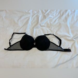 VS black lace bra